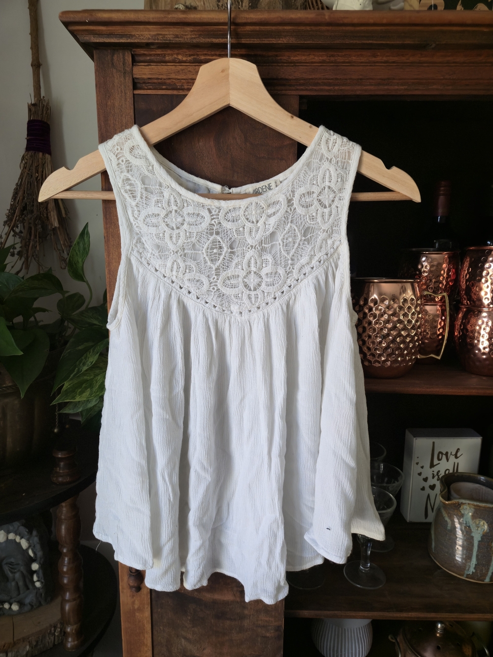 3/$20 ARDENE White Lace Yoke Sleeveless Tank Top, small